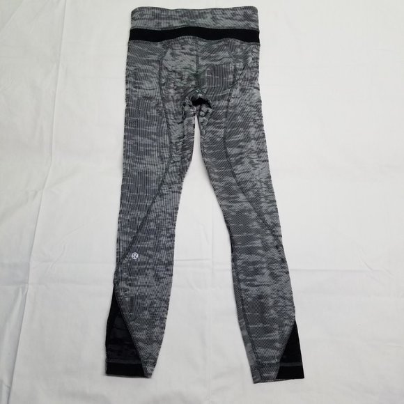 Lululemon Athletica Leggings | Steel Camo | Size 2 - Picture 3 of 10